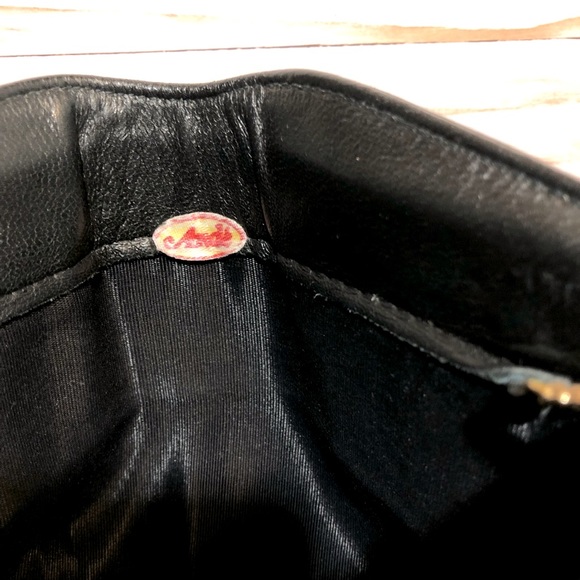 Vintage 80’s Ande Black Leather Clutch/Crossbody Gold Chain Strap - Picture 7 of 11